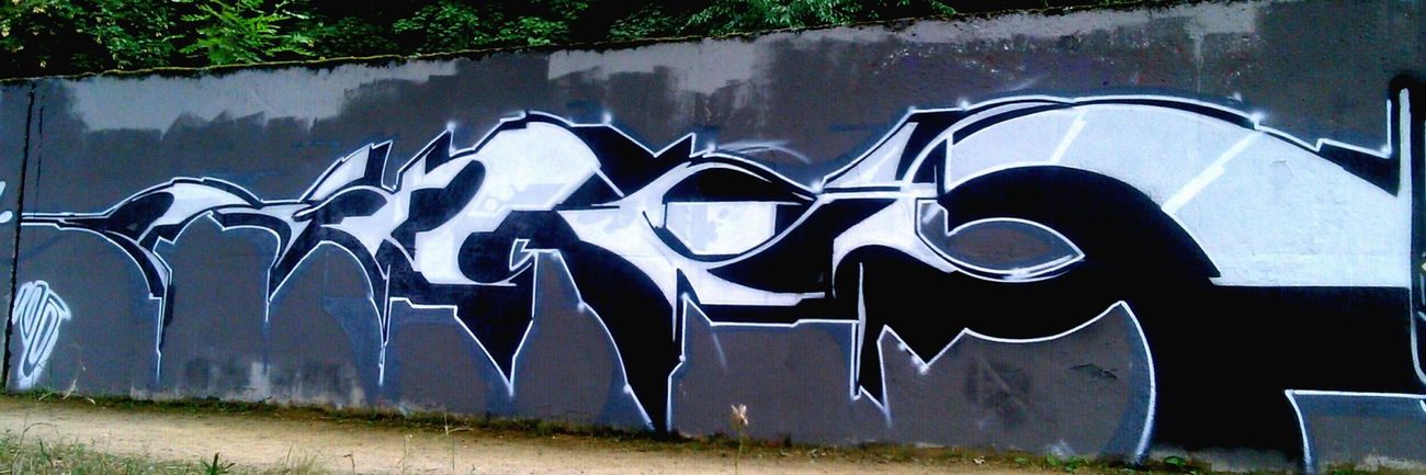 Graffiti Wall - Photo by ZIRCE (2018)