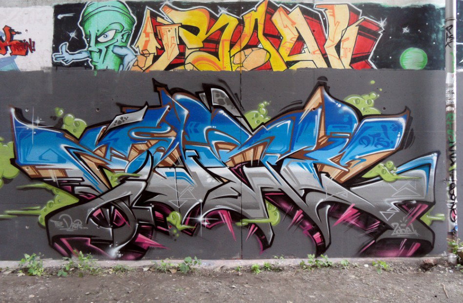 Graffiti Wall in Germany - Photo by ZOBE - ZOBE (2013)