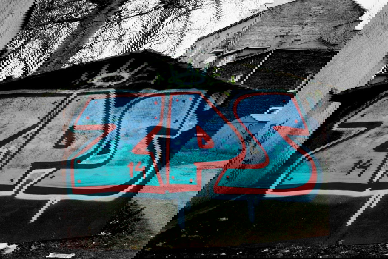 Graffiti Bombing - Photo by ZPScrew - ZPS (2014)