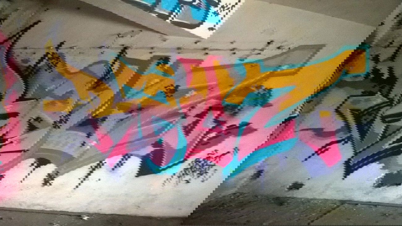 Graffiti Wall - Photo by ZPScrew - Beuz, Zps, AHNL