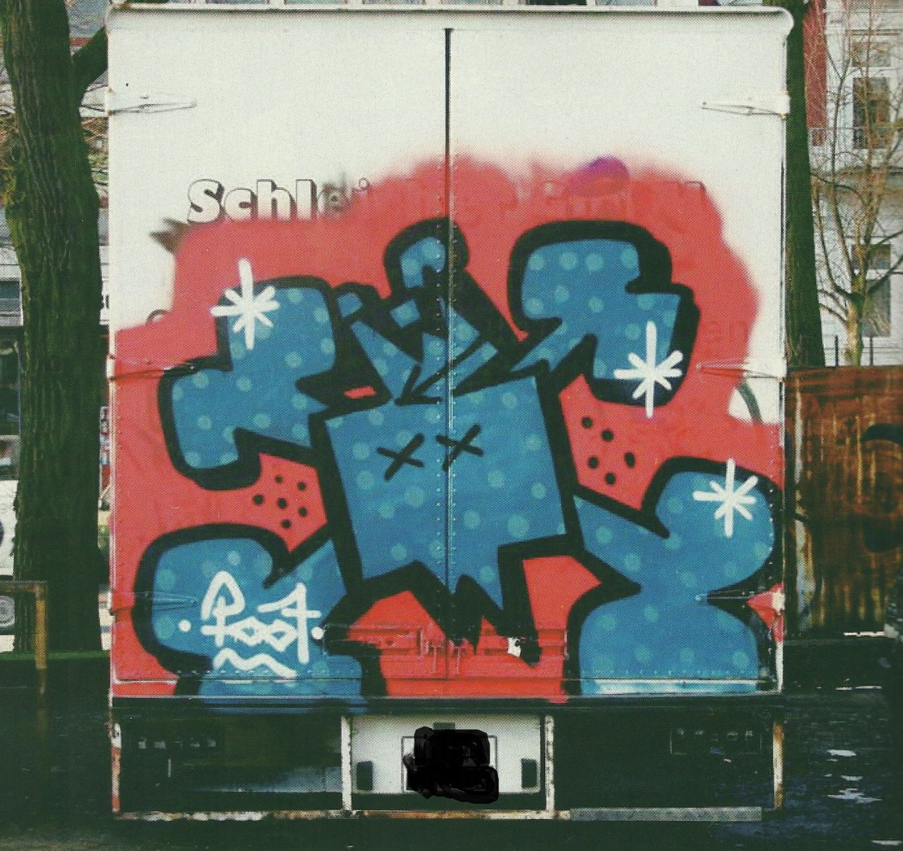 Graffiti Artwork - Photo by ZUGZWANG - zak