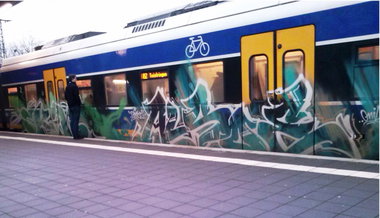 Graffiti Train - Photo by ZUGZWANG - skin, alsoe, bremerhaven (2014)
