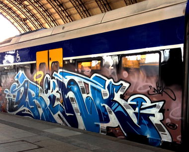 Graffiti Train - Photo by ZUGZWANG - drink (2018)