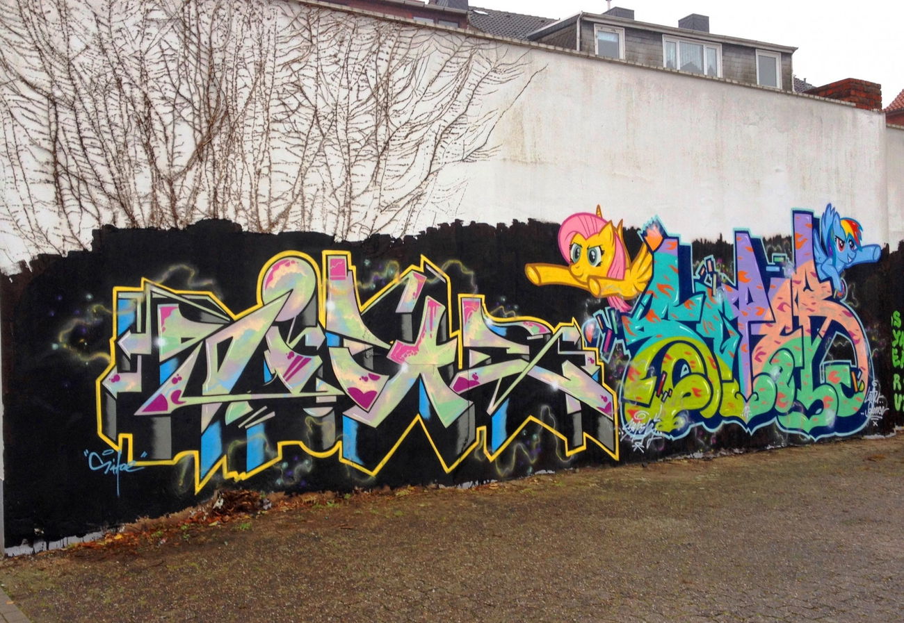 Graffiti Wall - Photo by ZUGZWANG (2017)