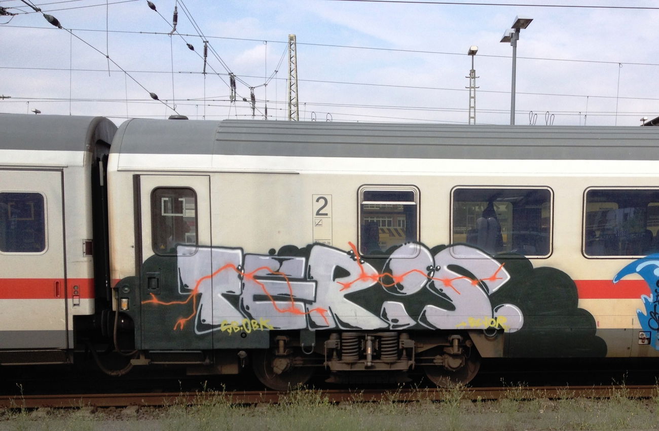 Graffiti Train - Photo by ZUGZWANG - teris (2017)