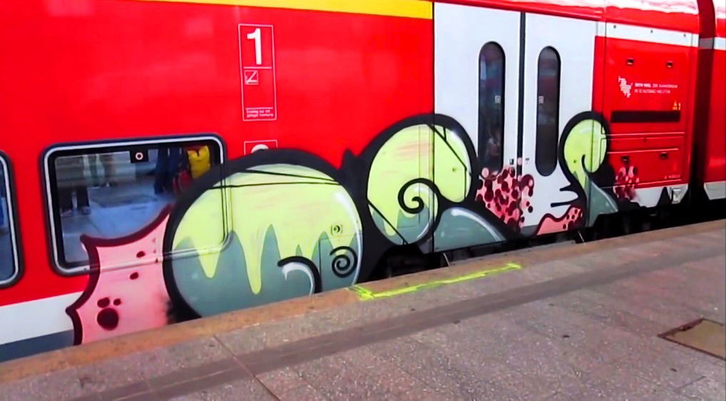 Graffiti Train - Photo by ZUGZWANG - dgs, kiel