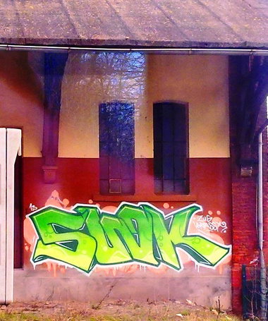 Graffiti Wall - Photo by ZUGZWANG - swk, bremen