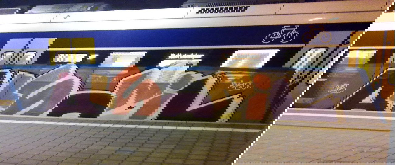 Graffiti Train - Photo by ZUGZWANG - alsoe, onil, bremerhaven (2015)