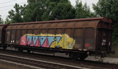 Graffiti Train - Photo by ZUGZWANG
