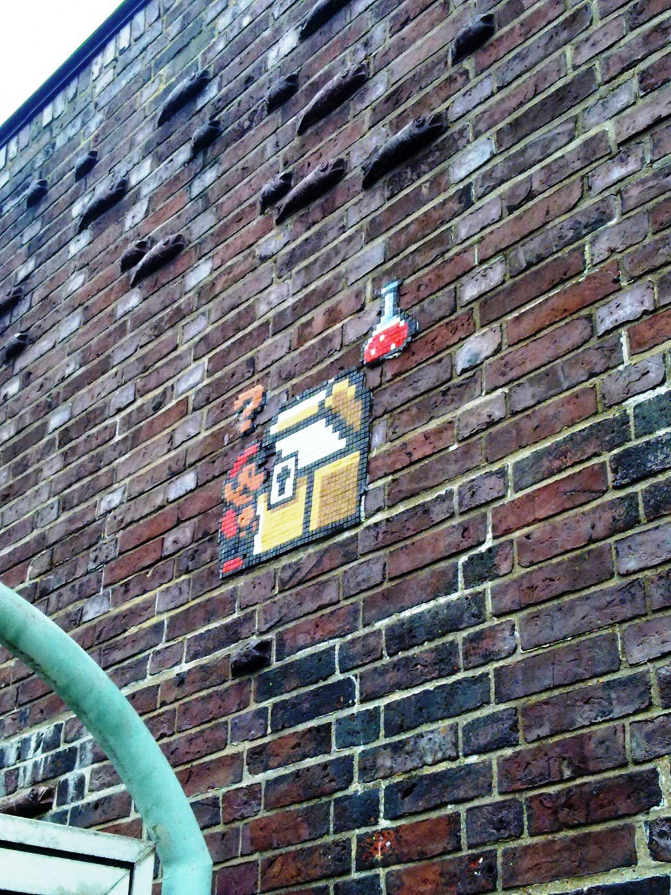 Graffiti Street Art - Photo by ZUGZWANG - super-mario