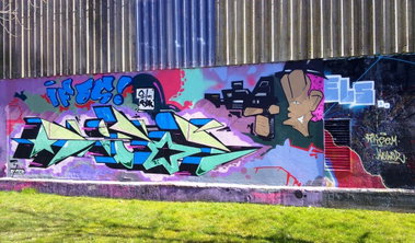 Graffiti Wall - Photo by ZUGZWANG - bremerhaven