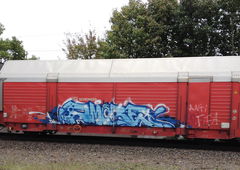 Graffiti Train - Photo by ZUGZWANG