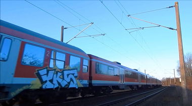 Graffiti Train - Photo by ZUGZWANG