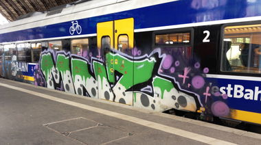 Graffiti Train - Photo by ZUGZWANG - mnz (2017)
