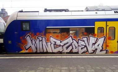 Graffiti Photo by ZUGZWANG - mine, zoeva, bremerhaven (2016)