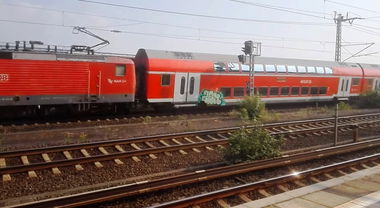 Graffiti Train - Photo by ZUGZWANG - zak (2016)