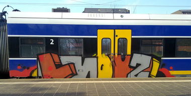 Graffiti Train - Photo by ZUGZWANG - lynuz (2017)