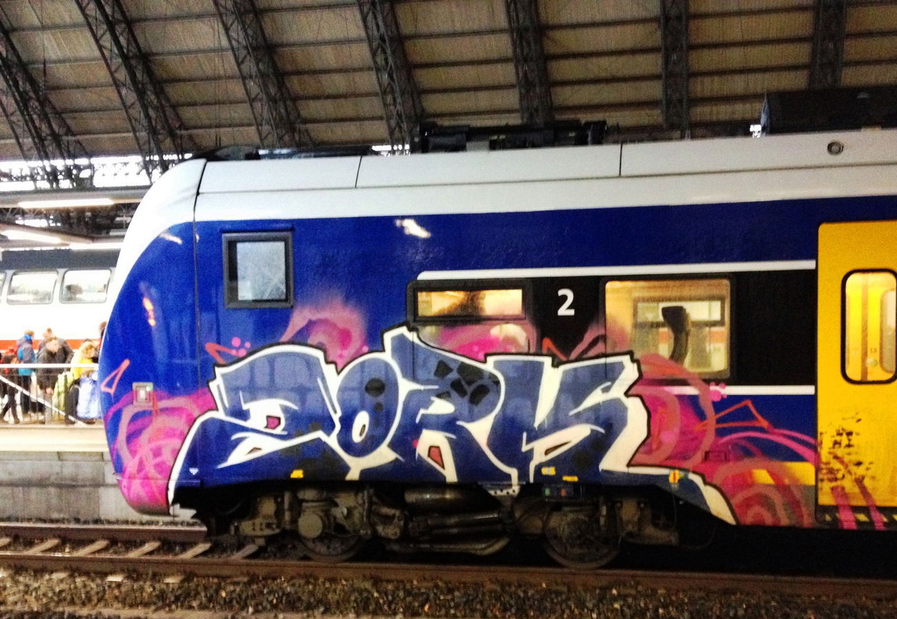 Graffiti Train - Photo by ZUGZWANG - zork (2017)