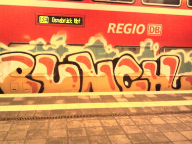 Graffiti Train in Bremerhaven - Photo by ZUGZWANG - punch, bremen, bremerhaven (2010)