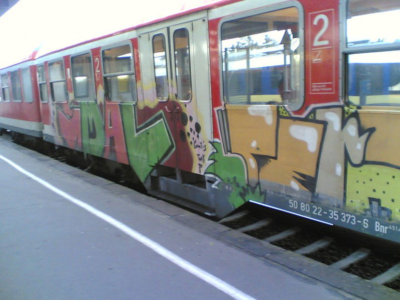 Graffiti Train in Bremerhaven - Photo by ZUGZWANG - bremerhaven, train, bremen (2009)