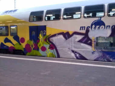 Graffiti Train - Photo by ZUGZWANG - train, cuxhaven, hamburg (2013)