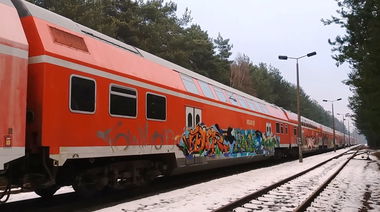 Graffiti Train - Photo by ZUGZWANG