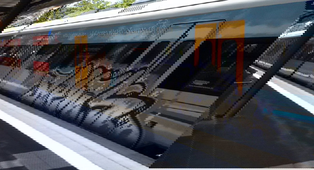 Graffiti Train - Photo by ZUGZWANG - bremerhaven, news, bremen (2014)