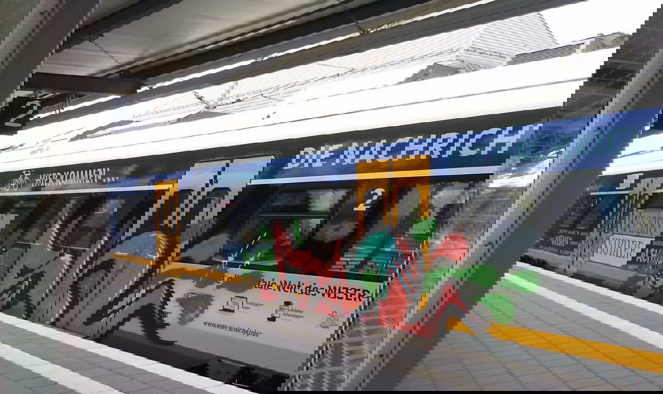 Graffiti Train - Photo by ZUGZWANG - SN, bremerhaven, bremen (2014)