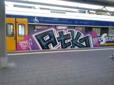 Graffiti Train - Photo by ZUGZWANG - atk, bremerhaven, bremen (2014)