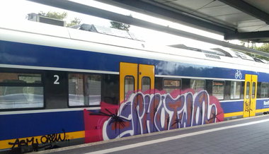 Graffiti Train - Photo by ZUGZWANG - shotwo, abm, bremerhaven (2014)