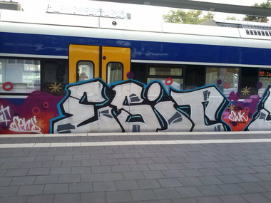 Graffiti Train - Photo by ZUGZWANG - bremen, esit, bremerhaven (2014)