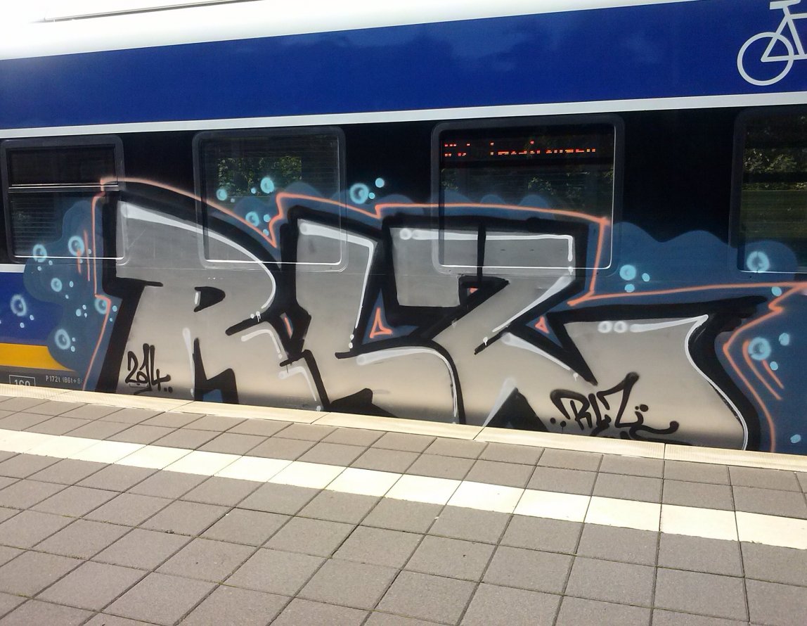 Graffiti Train - Photo by ZUGZWANG