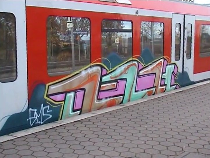 Graffiti Train - Photo by ZUGZWANG - hamburg (2004)