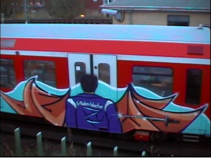 Graffiti Train - Photo by ZUGZWANG - s-bahn, wache, hamburg (2004)