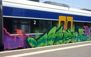Graffiti Train - Photo by ZUGZWANG - bremerhaven, 27, bremen (2014)