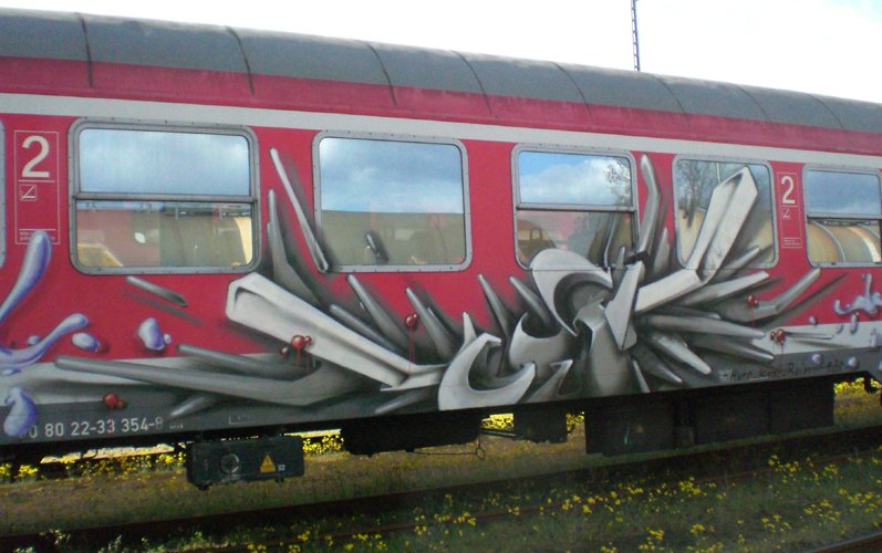 Graffiti Train - Photo by ZUGZWANG