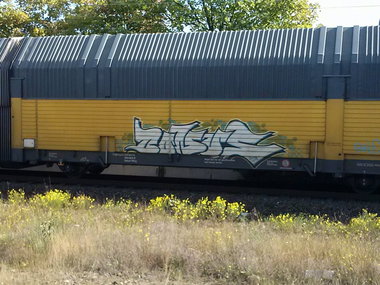Graffiti Train - Photo by ZUGZWANG - bremerhaven (2014)