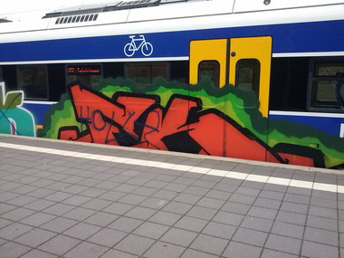 Graffiti Train - Photo by ZUGZWANG - bremerhaven, 27, bremen (2014)