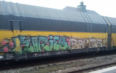 Graffiti Train - Photo by ZUGZWANG - karies, bremerhaven, bremen