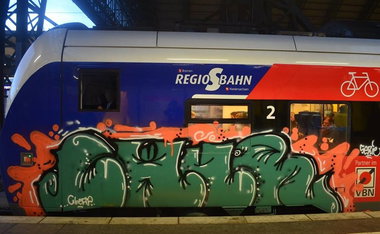 Graffiti Train - Photo by ZUGZWANG - chur, bremen, bremerhaven (2014)