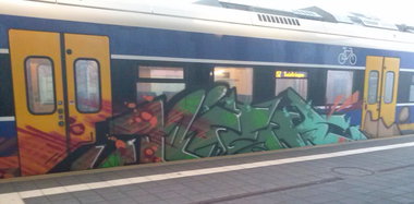 Graffiti Train - Photo by ZUGZWANG - niek, bremerhaven, 27 (2014)