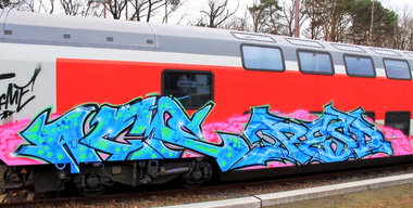 Graffiti Train - Photo by ZUGZWANG - acme, pesd