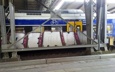 Graffiti Train - Photo by ZUGZWANG - remuk, bremen