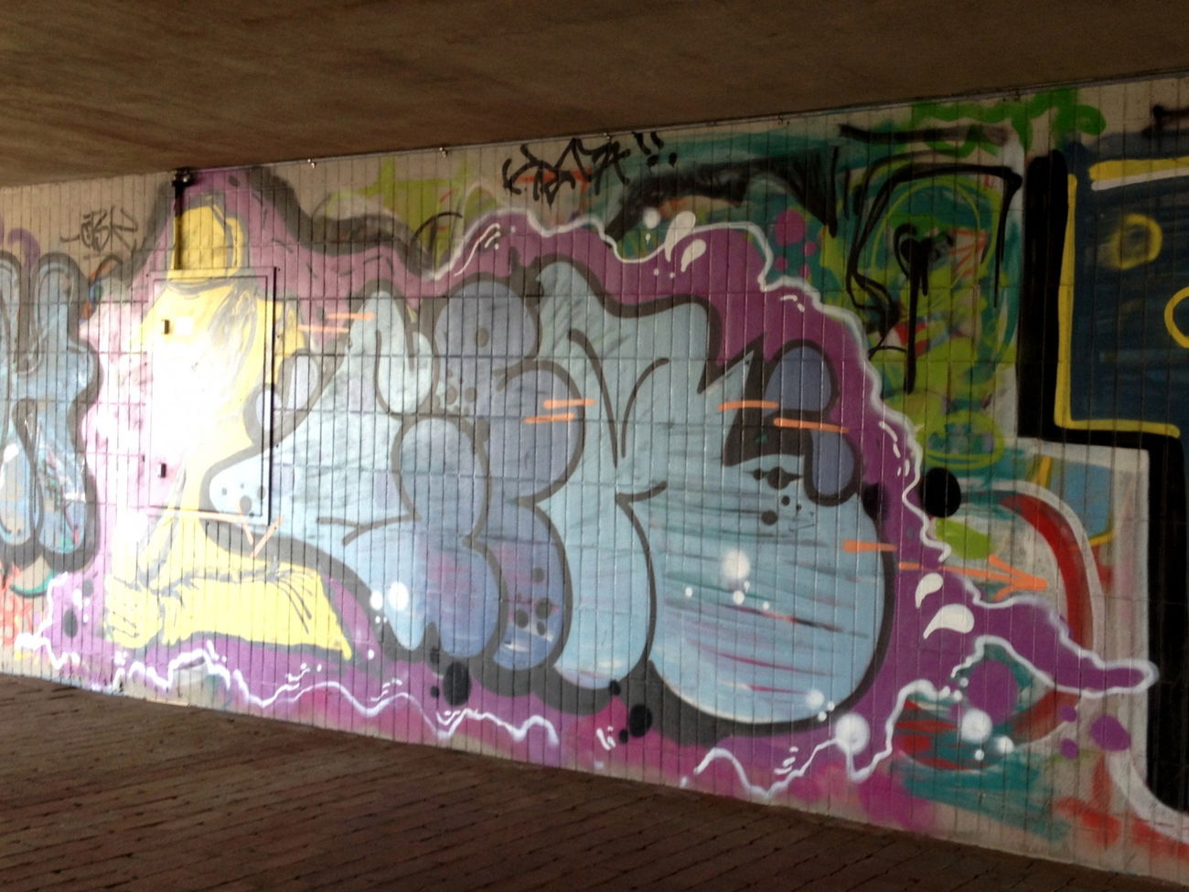 Graffiti Bombing - Photo by ZUGZWANG