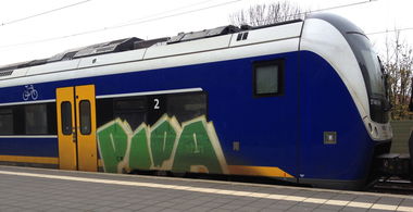 Graffiti Train - Photo by ZUGZWANG (2017)