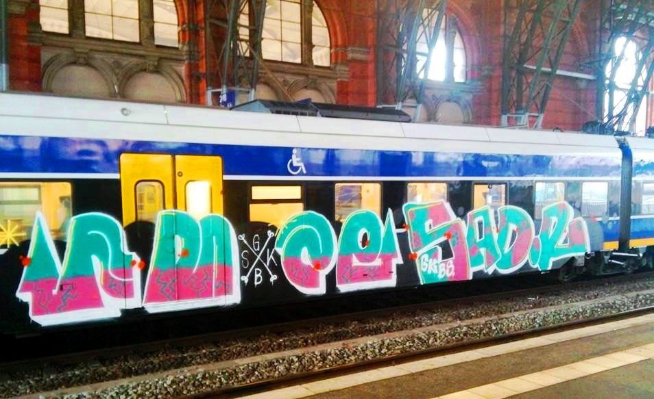 Graffiti Train - Photo by ZUGZWANG - gkbs, bremen