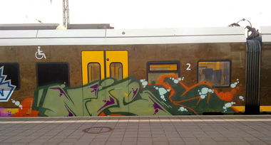 Graffiti Train - Photo by ZUGZWANG - niek, bremerhaven, bremen (2016)