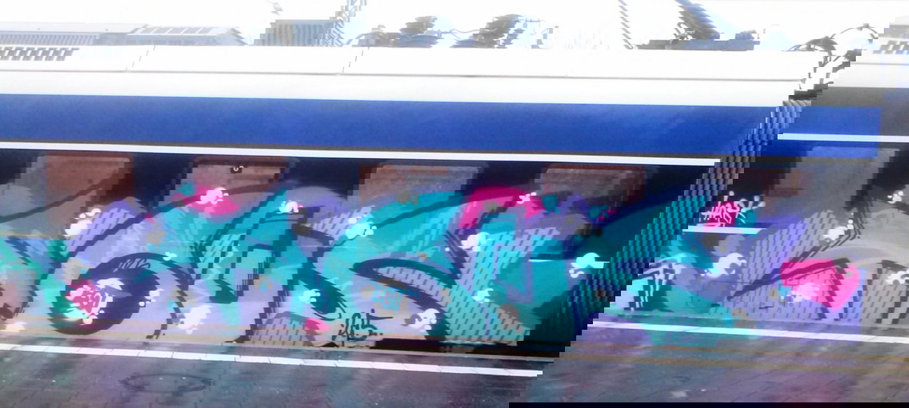 Graffiti Train - Photo by ZUGZWANG - agus, eqt, bremerhaven (2015)