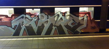 Graffiti Train - Photo by ZUGZWANG - riko, bremerhaven, 27 (2015)