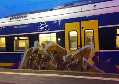 Graffiti Train - Photo by ZUGZWANG - niek (2016)